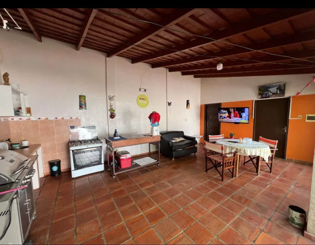 VENDO CASA EN LA CIUDAD DE LAMBARE — foto 3