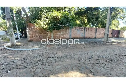 VENDO 2 TERRENOS EN ESQUINA EN LAMBARÉ!! — foto 3