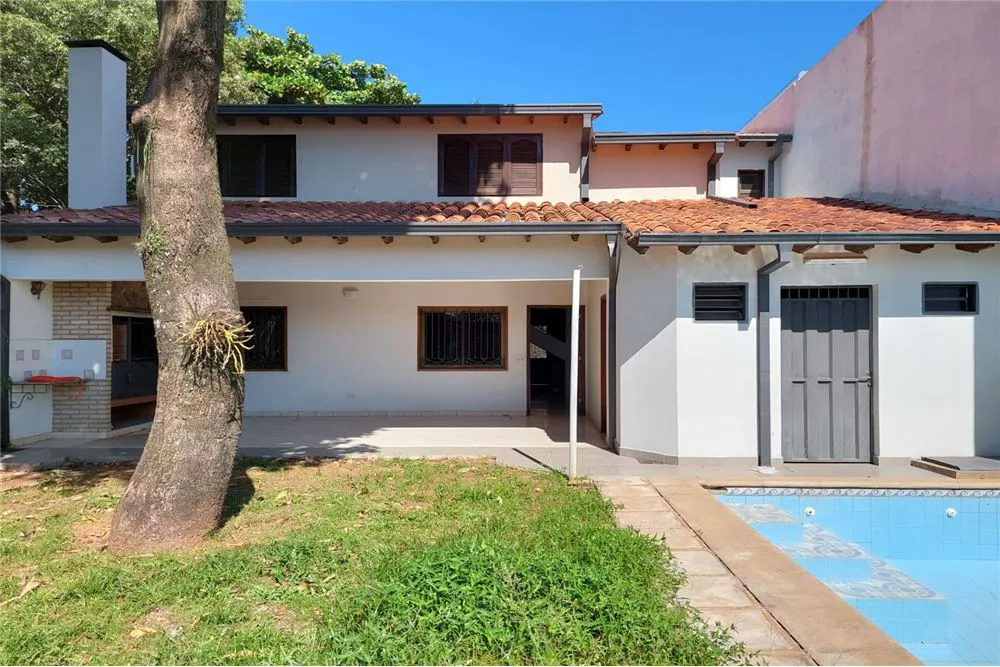 EN VENTA - CASA EN EL PRESTIGIOSO Bº MADAME LYNCH — фото 2