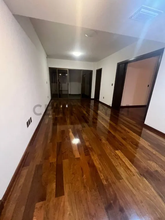 EN VENTA DEPARTAMENTO EN EL EDIFICIO MARISCAL — foto 3