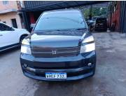 *TOYOTA VOXY COLOR NEGRO* *CHAPA MERCO ÚNICO DUEÑO* *AÑO 2005* *MOTOR 2.0*E