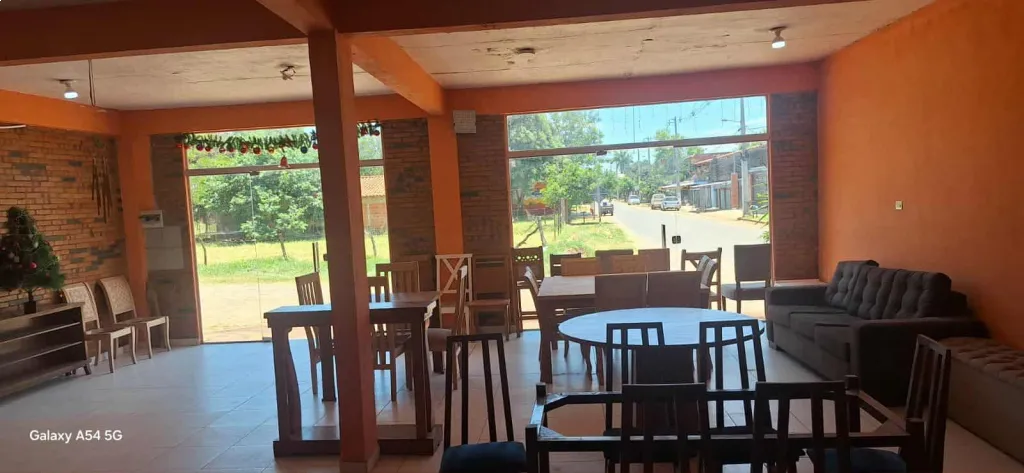 VENDO PROPIEDAD EN OFERTA CON 2 LOCALES — foto 2