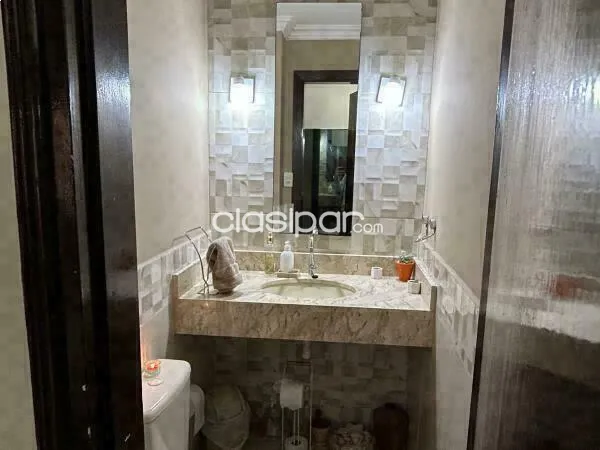 VENDO AMPLIA Y COMODA CASA EN BARRIO REPUBLICANO — foto 3