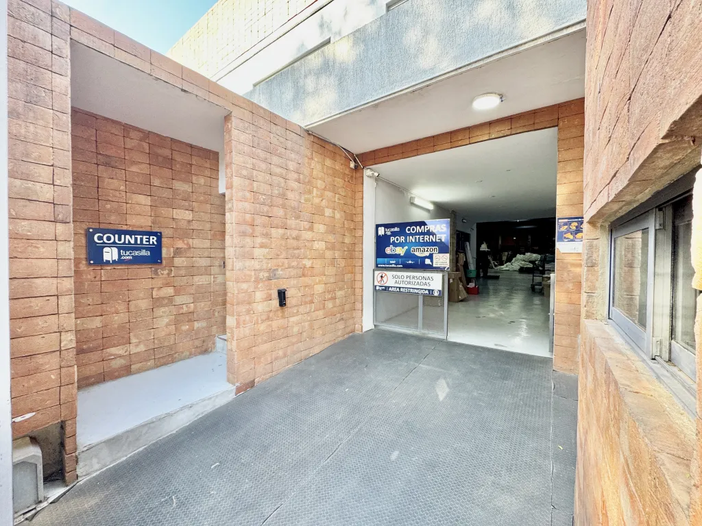EN VENTA DEPÓSITO CON OFICINAS - BARRIO HERRERA — foto 3