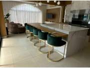 EN VENTA: Casa en el Paraná Country Club