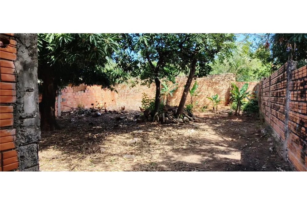 VENTA DE TERRENO AMURALLADO + CONSTRUCCIÓN A TERMINAR – MARIANO ROQUE ALONSO (AREKAJA) — foto 2