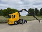Scania P320 4x2 con Grua HMF