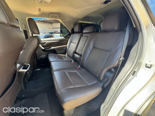 Toyota Fortuner 2019 — foto 6
