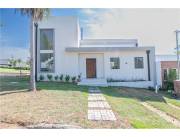 VENDO CASA AMOBLADA EN SAN BERNARDINO CONDOMINIO CERRADO