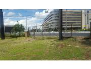 Terreno en esquina – Entrada principal a Luque (Zona Bourbon – Conmebol)