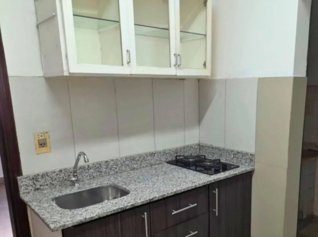 En venta Edificio con departamentos y salones comerciales en Fernando de la Mora — foto 3