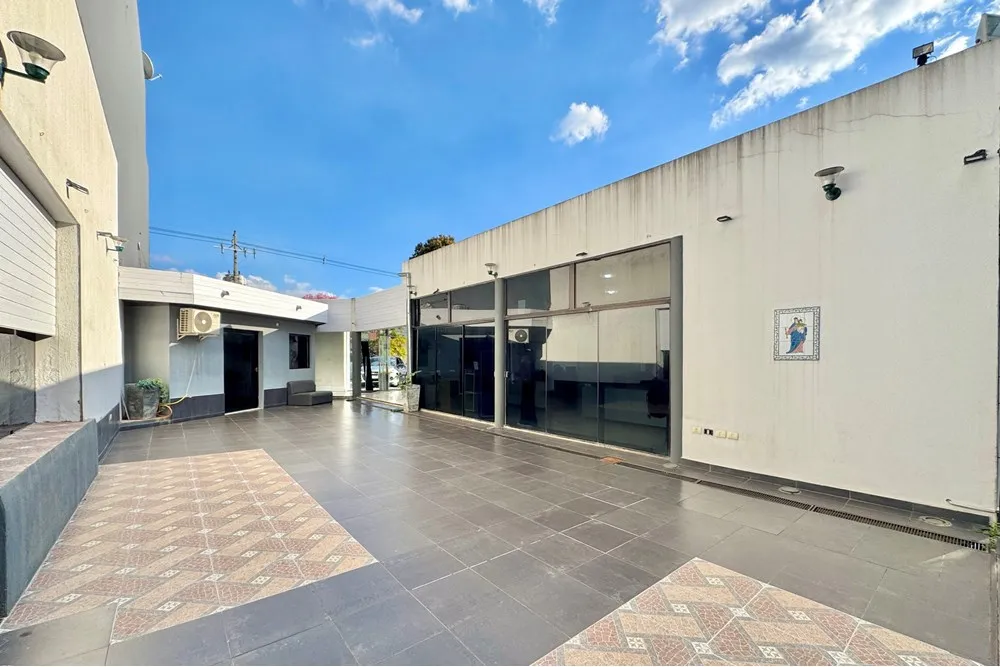 Vendo Terreno Estratégico con Locales Alquilado - Ycuá Satí — фото 3