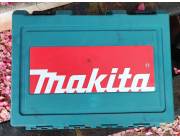 Taladro percutor MAKITA