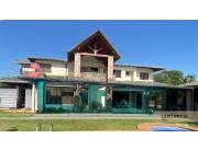 En Venta Hermosa Casa en Barrio Kennedy, Lambaré