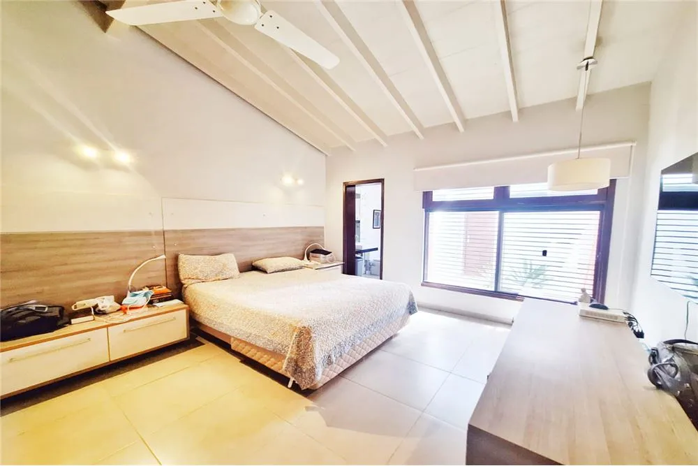VENDO CASA EN RECOLETA ZONA COLEGIO CAMPO ALTO — foto 3