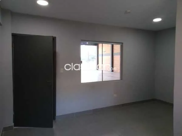 ALQUILO SALÓN COMERCIAL DE 240 M2 SOBRE AVDA. - CERCA DE ACCESO SUR — photo 3