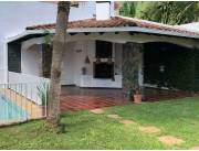 ALQUILO HERMOSA CASA EN ZONA RECIDENCIAL - ZONA BCP