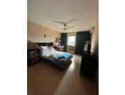 VENDO CASONA EN EL CORAZON DEL BARRIO LAS MERCEDES