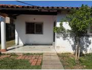 Vendo Casa en Mariano Roque Alonso - a 500 mts de la ruta transchaco