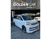 TOYOTA VOXY MODELO 2004 AUTOMÁTICO NAFTERO 2.0 CHAPA MERCOSUR BUSCA HUELLAS LLANTAS DEPO