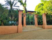 ALQUILO RESIDENCIA DE LUJO SIN MUEBLES. USD 6.000