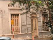 EN VENTA – CASA ANTIGUA EN EL CASCO HISTÓRICO DE ASUNCIÓN