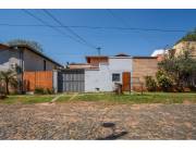 VENDO DUPLEX CON PISCINA EN MBURUCUYA