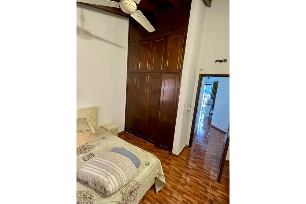 VENDO DUPLEX AMOBLADO EN LAMBARE — foto 3