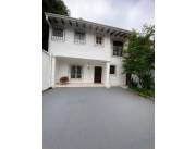 Vendo Casa Colonial de 338 m2 en el Barrio Ycua Sati - CLAP7333977