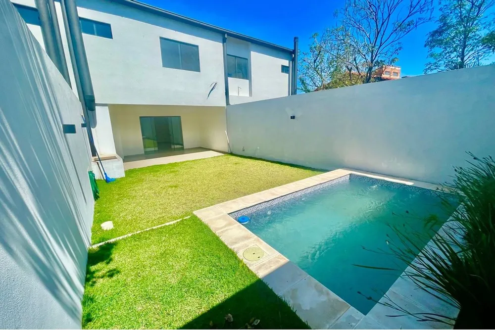 VENDO DUPLEX CON PISCINA EN LOMA PYTA — photo 2