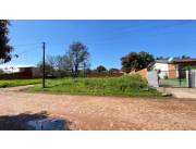 VENDO TERRENO EN BARRIO SAN CARLOS DE ÑEMBY, A PASOS DE ACCESO SUR. ZONA HIPER LA BOMBA