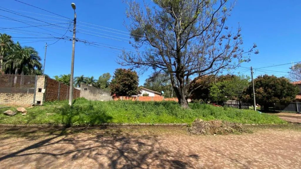 VENDO TERRENO EN BARRIO SAN CARLOS DE ÑEMBY, A PASOS DE ACCESO SUR. ZONA HIPER LA BOMBA — фото 2