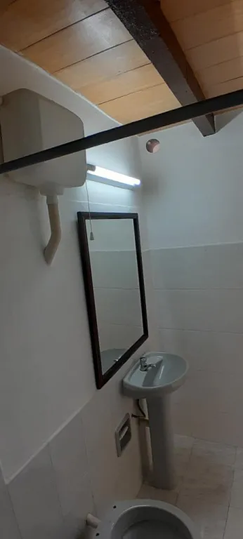 Alquilo Pieza con baño privado en Asunción zona viaducto de gral. Santos — foto 2