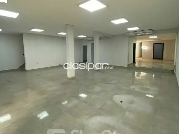 SALÓN COMERCIAL EN ALQUILER - BARRIO SAJONIA — Foto 2