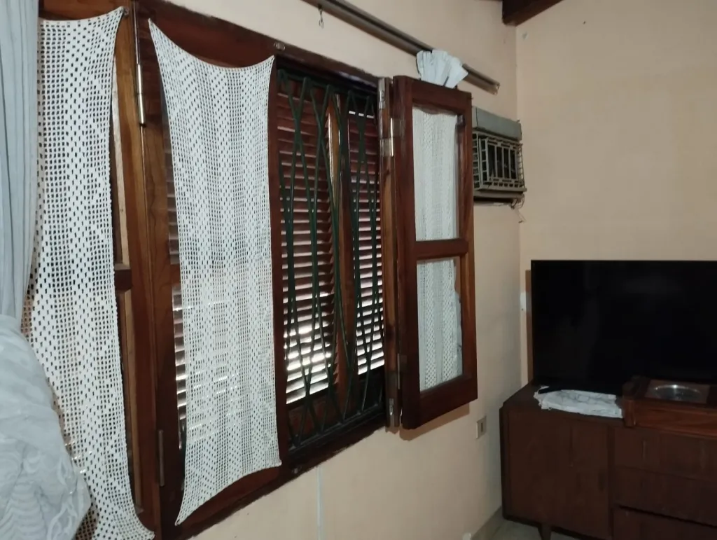 Vendo casa ubicada a dos cuadras de la Avda. Fernando de la Mora - Barrio Pinozá — foto 3
