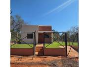 Vendo hermosa casa a estrenar en Capiatá, barrio Naranjaty