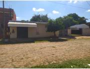 VENDO CASA EN LUQUE CUARTO BARRIO COD 5666