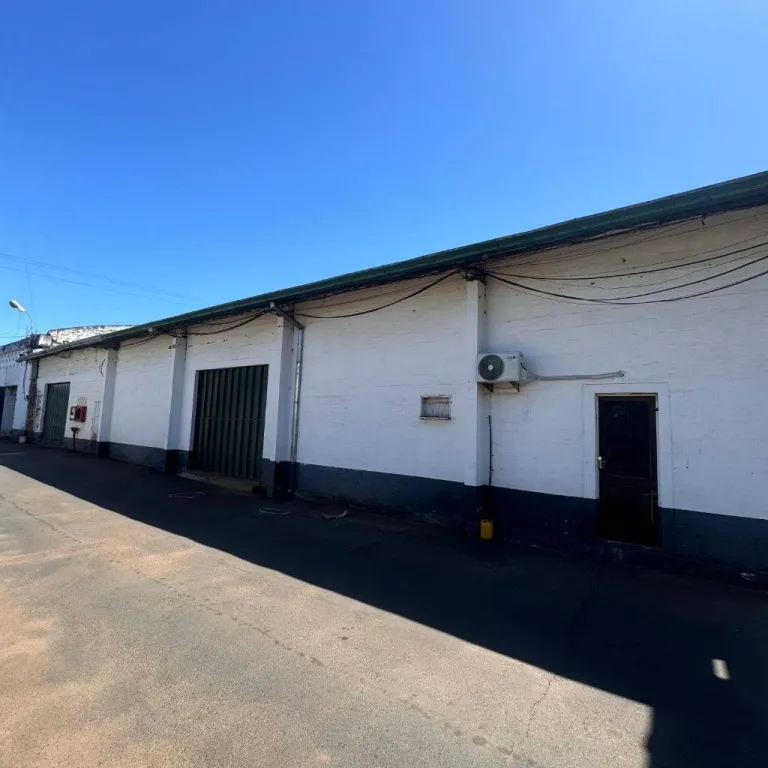 VENDO AMPLIA PLANTA INDUSTRIAL EN ÑEMBY. INMUEBLE DE 40.462 m2 — foto 2