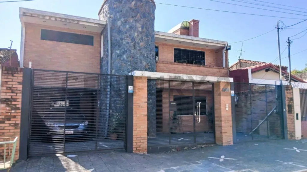 Venta de Casa amplia y funcional en excelente ubicación - Sajonia — foto 2