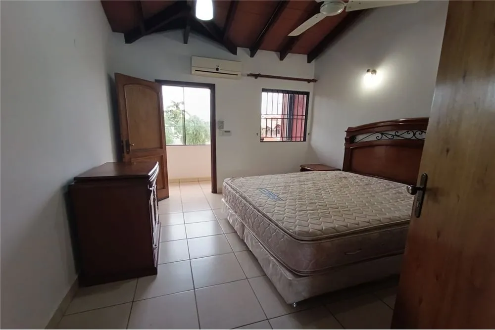 Duplex - Alquiler - — photo 3