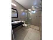 EN VENTA - PROPIEDAD EN EL BARRIO MBURUKUJA