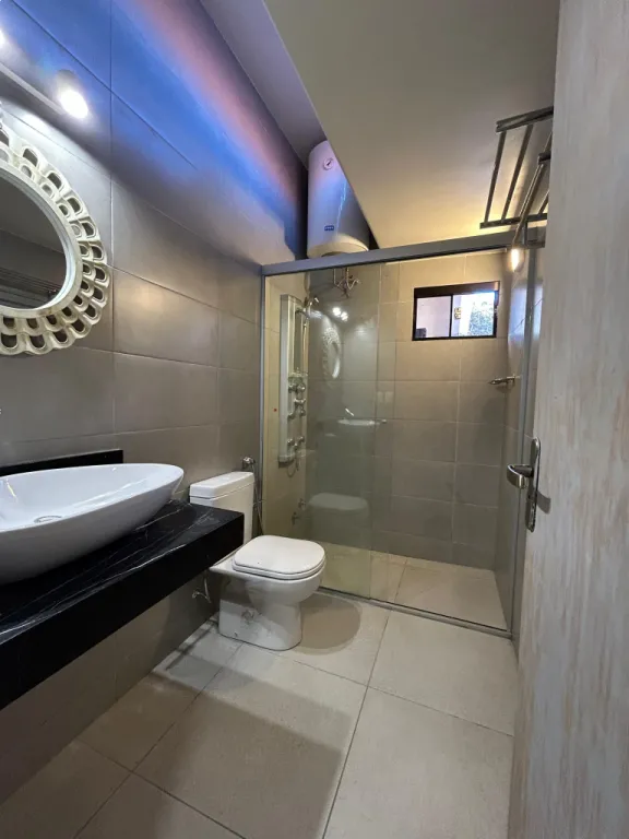 EN VENTA - PROPIEDAD EN EL BARRIO MBURUCUYA — foto 2