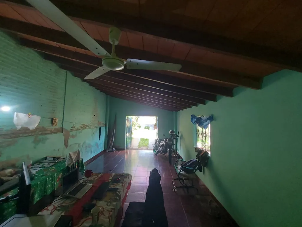 CASA A LA VENTA-CENTRO DE VILLA ELISA — foto 3