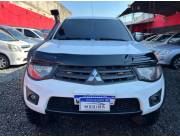 Mitsubishi Triton año 2015