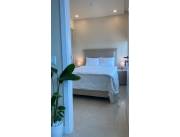 En Alquiler Departamento Amoblado en Torre Eminent ID 40083