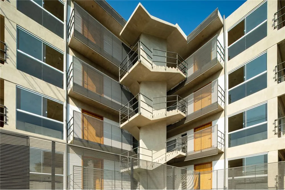 DEPARTAMENTO DE 2 DORMITORIOS EN VENTA ZONA CONMEBOL - LUQUE — foto 3