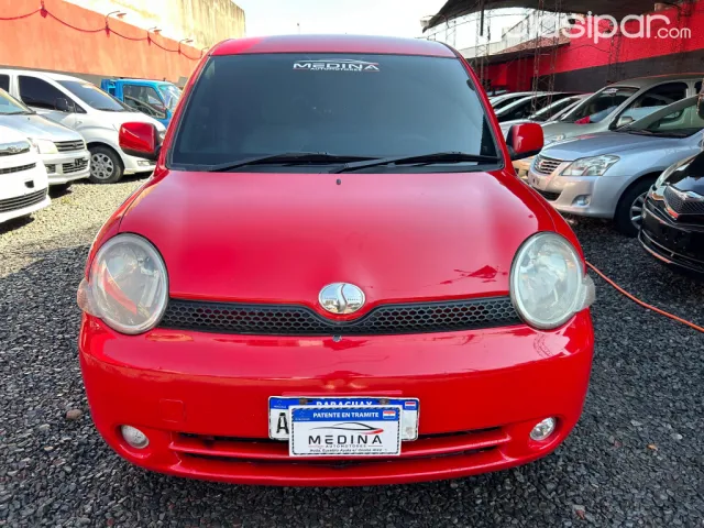 Toyota Sienta 2005 - foto 2