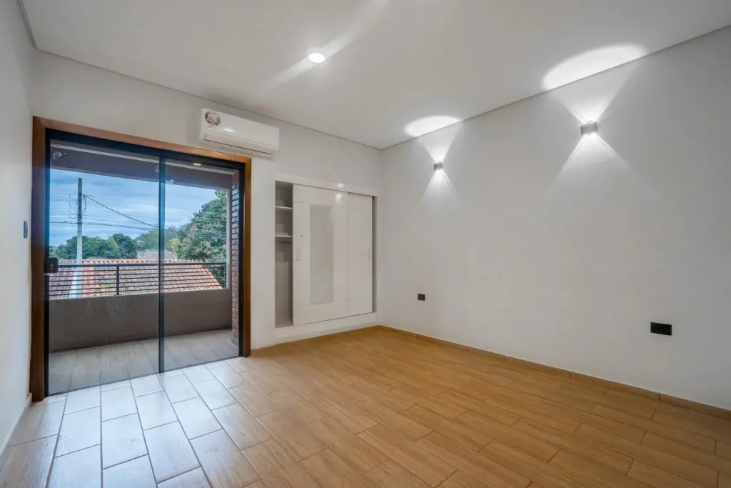 HERMOSO DUPLEX A ESTRENAR EN SAN LORENZO — фото 3
