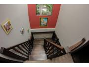 VENDO CASA 2 PLANTAS C/3 HAB.SUITES Y PISCINA EN VILLA ADELA LUQUE A 100 MTRS DE CONMEBOL