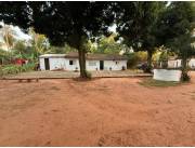 TERRENO DE 1710 M² SOBRE ASFALTO EN LUQUE